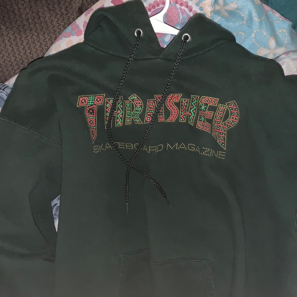 Barley worn size M woman/men hoodie green